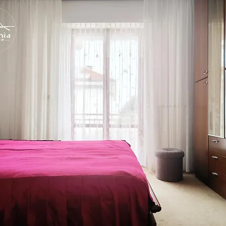 Cod G5 アパート ジュリアノーヴァ